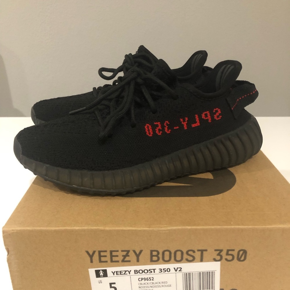 Yeezy Boost 350 V2 Bred black red